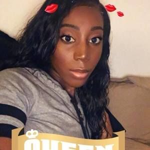 Meet your Posher, Tia